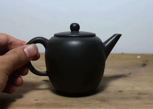 黑紫砂和紫砂壺是一樣的嗎