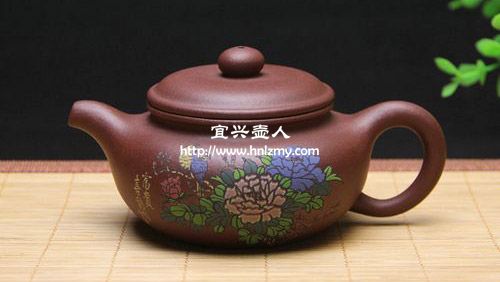 彩繪紫砂壺和化工壺的區(qū)別