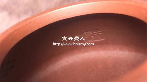紫砂壺制作內(nèi)壁應(yīng)該蓋幾個章