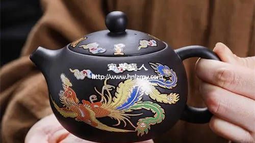 紫砂壺加熱圖案會(huì)變色有毒嗎
