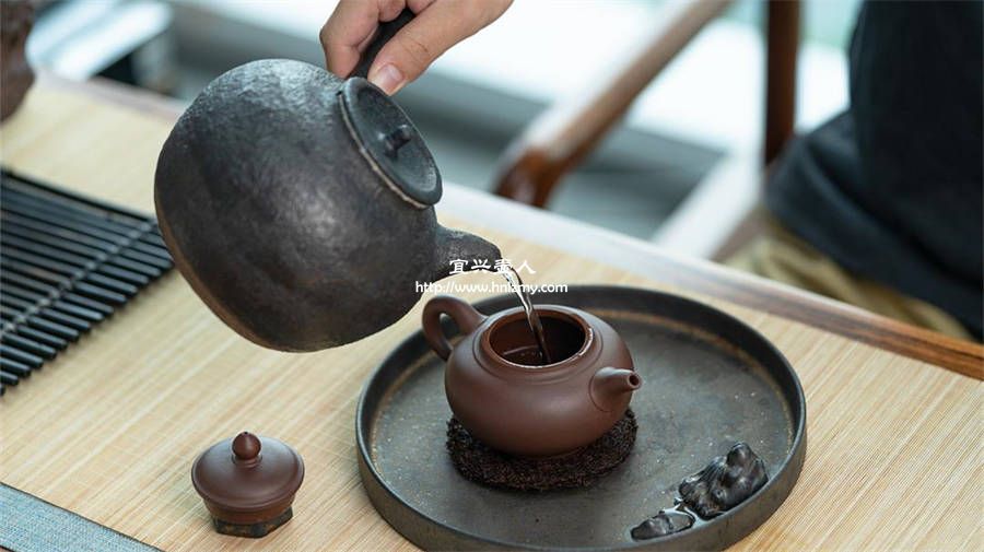 紫砂壺泡普洱吸收香味嗎