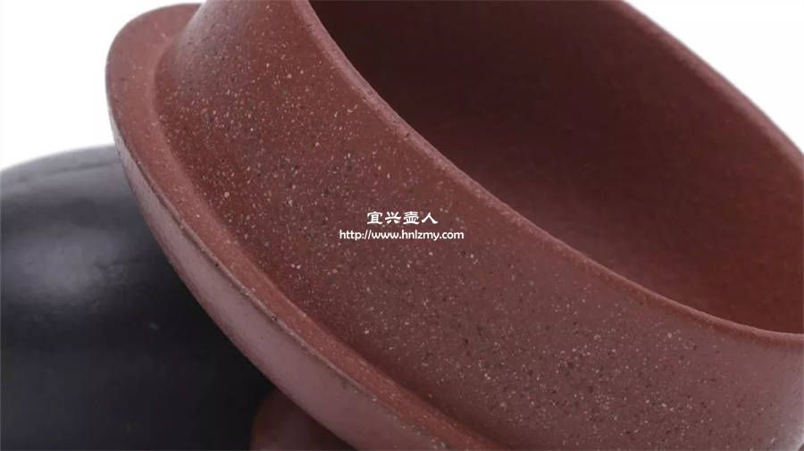 原礦泥料和調(diào)砂泥料各有優(yōu)劣