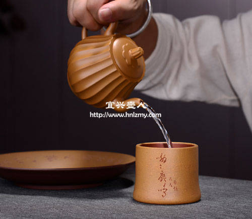 宜興紫砂壺主人杯沖泡養(yǎng)護技巧