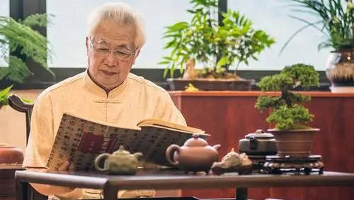 顧紹培紫砂壺個(gè)人簡(jiǎn)介