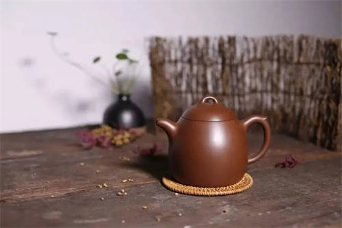 紫泥秦權(quán)紫砂壺泡什么茶最好