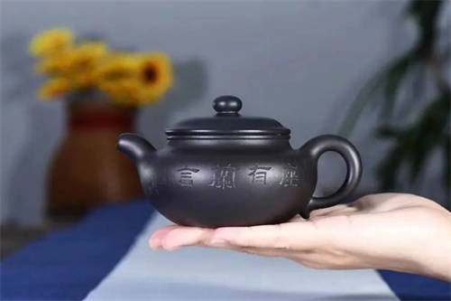 仿古紫砂壺的特點(diǎn)你知道嗎